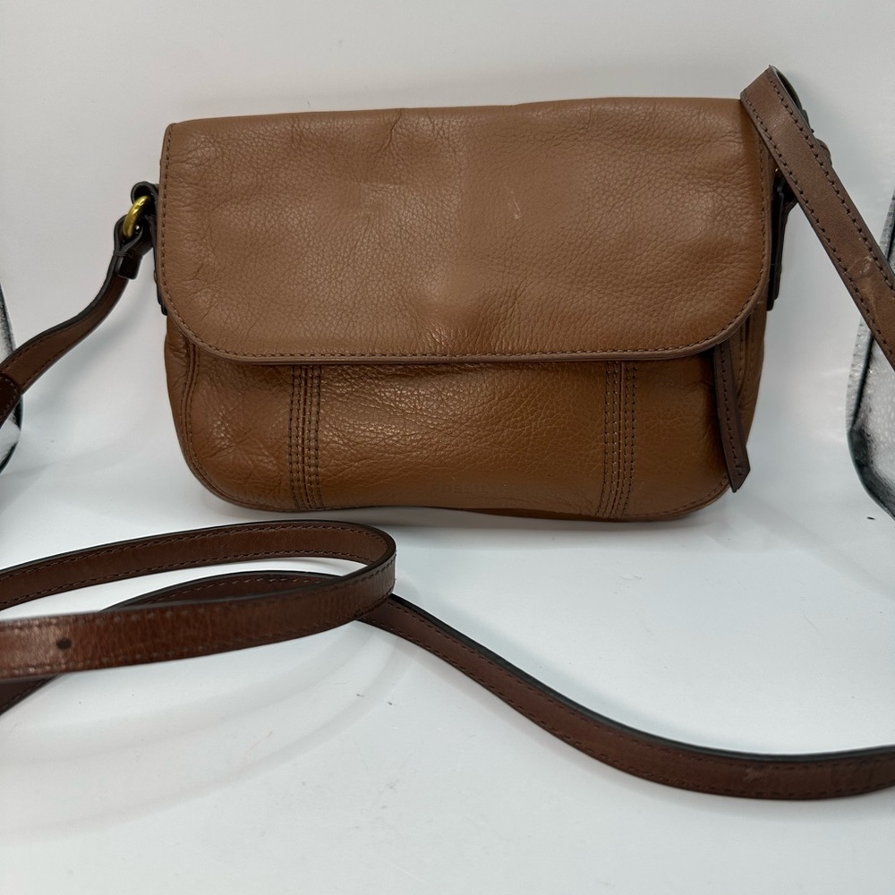 Fossil Women's Molly Flap Leather Crossbody Bag English Brown,  Pebbled Leather